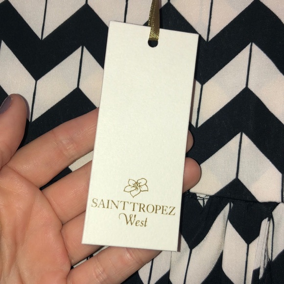 Black/cream chevron dress - Picture 2 of 5